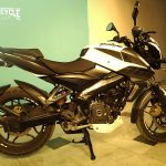 2019-Bajaj-Pulsar-NS-200-ABS-7-motorcyclediaries