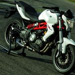 benelli-tnt-300-1-motorcyclediaries